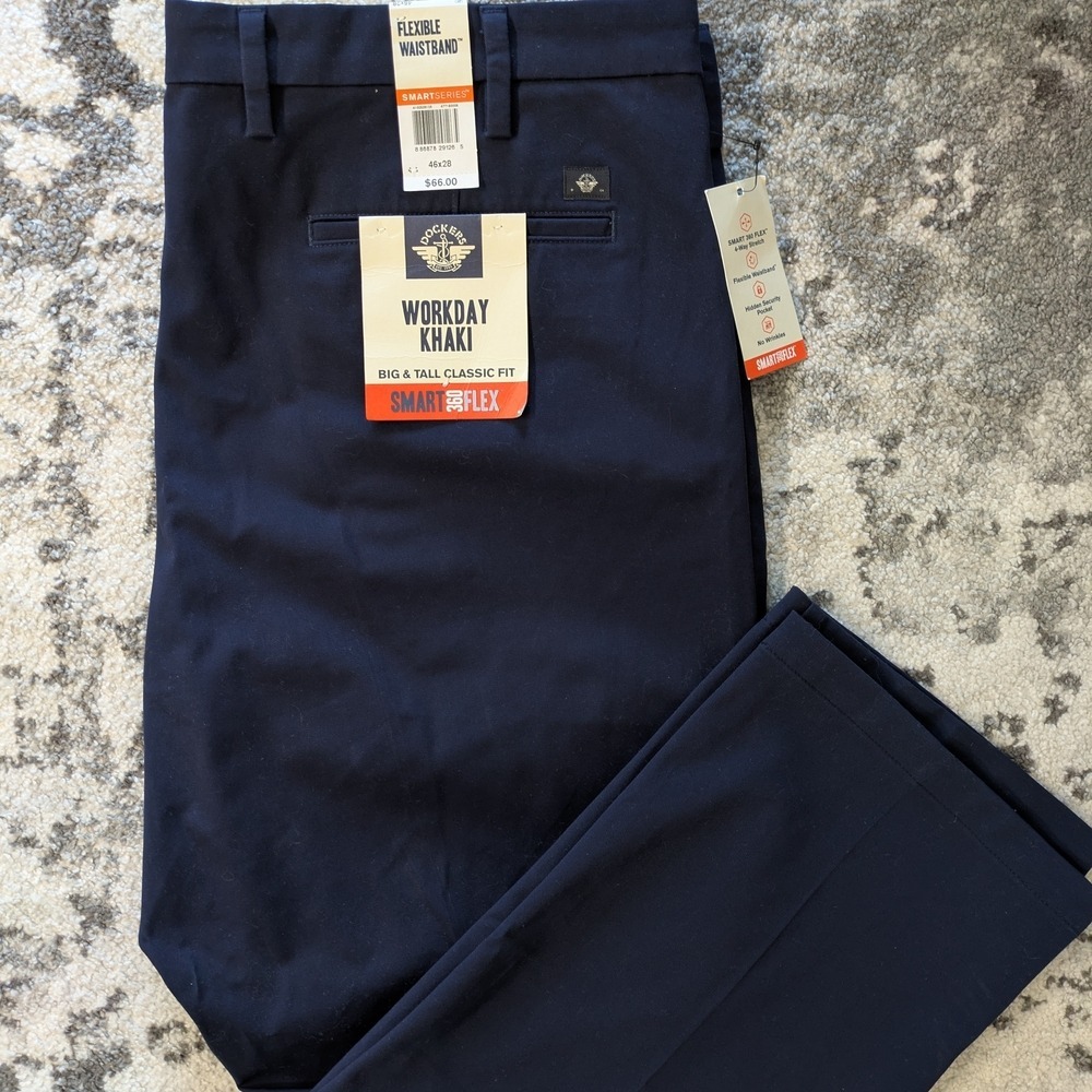 Dockers Men's Classic Fit Workday Khaki Smart 360 Flex‎ Pants Size 46x28 Navy